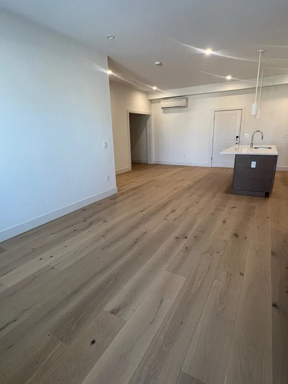 105 Sea St, Quincy