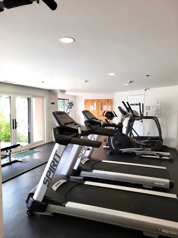 30 Revere Beach Pkwa, Medford