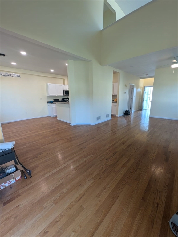 5 Eagle Dr, Shrewsbury