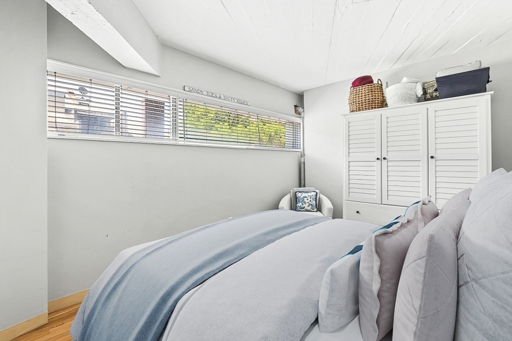 63 Atlantic Ave, Waterfront