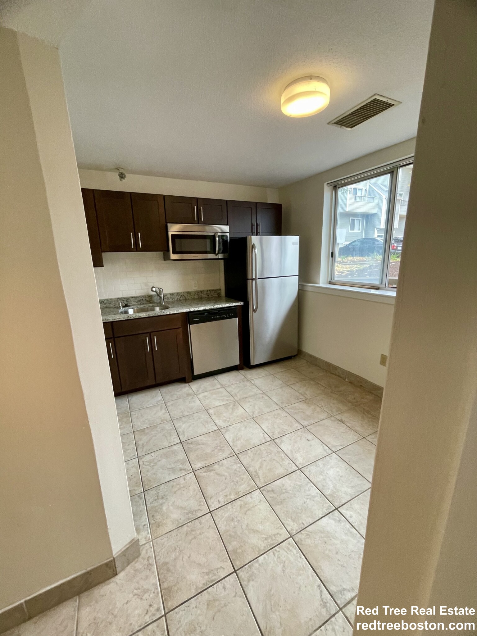 144 North Beacon St, Brighton