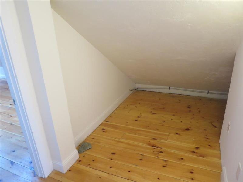 23 Lowell St, Spring Hill