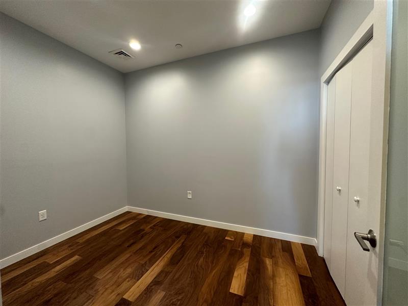 45 1st Ave, Charlestown