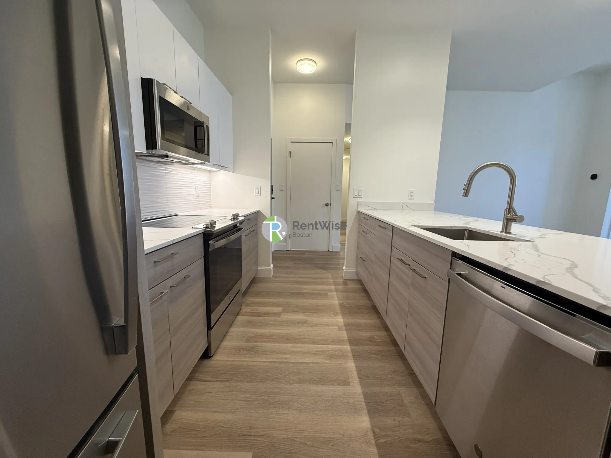 1079 Commonwealth Ave, Allston