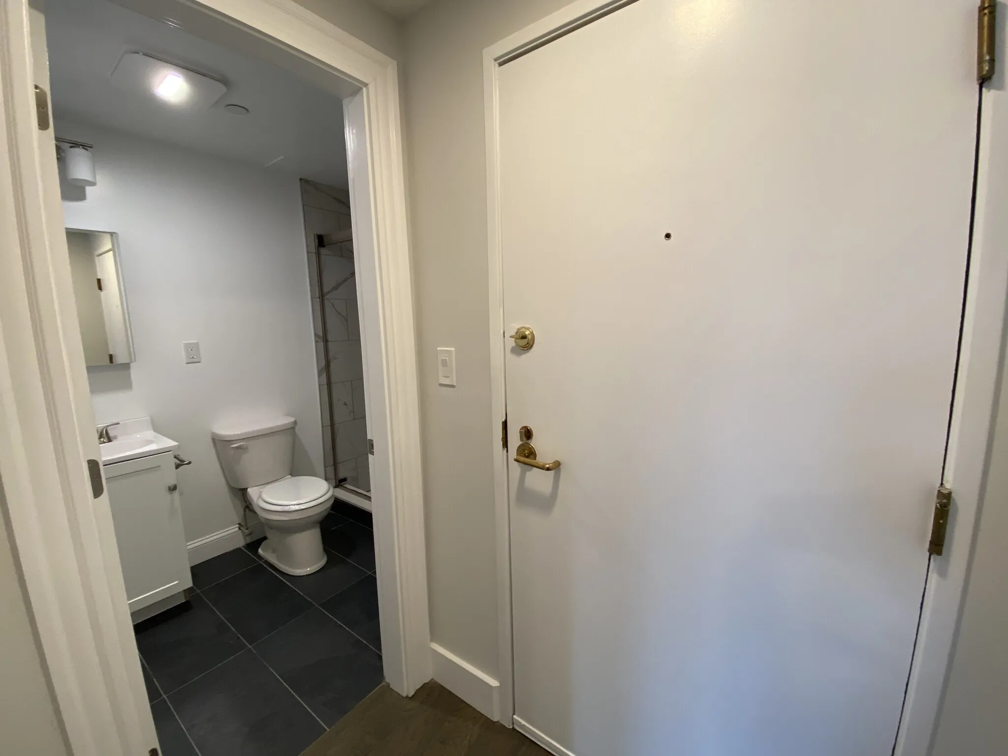 98 Queensberry St, Fenway