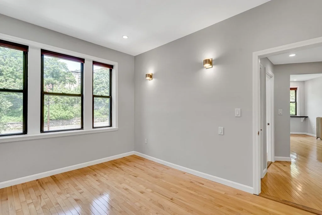 1706 Commonwealth Ave, Brighton