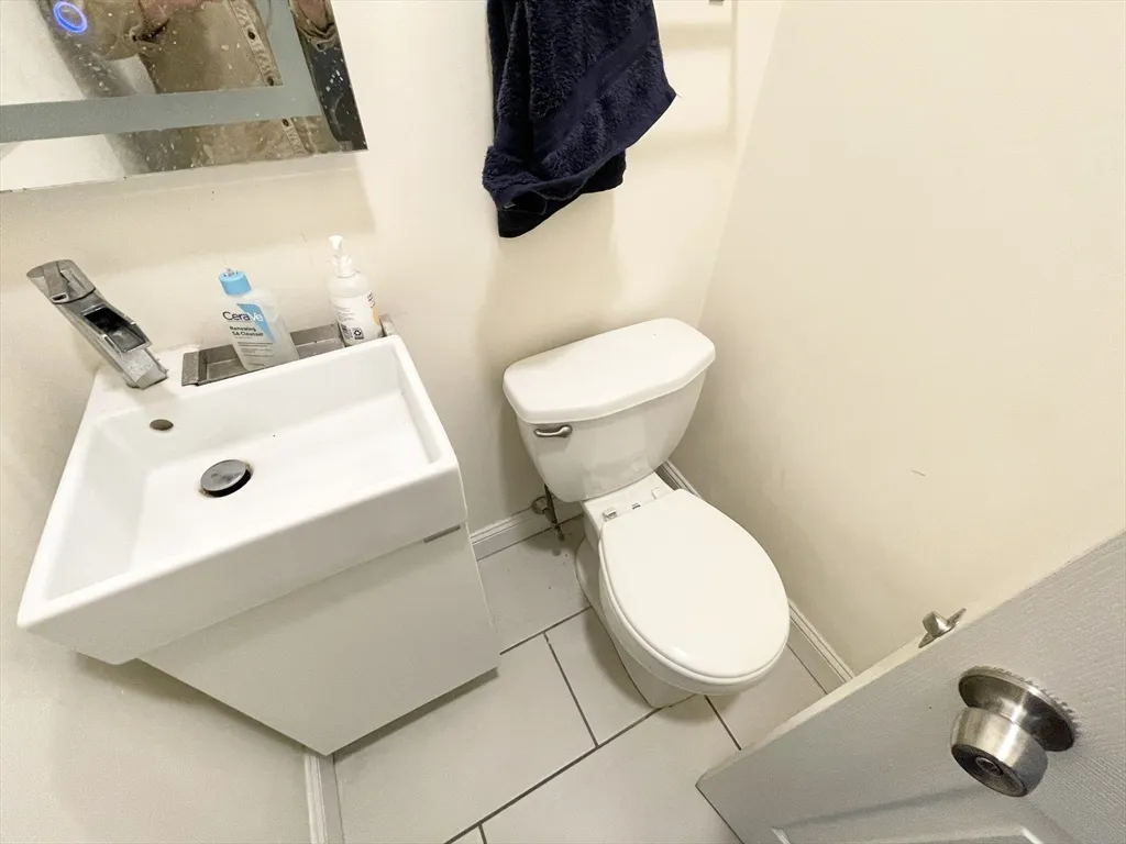 275 Dorchester, Boston