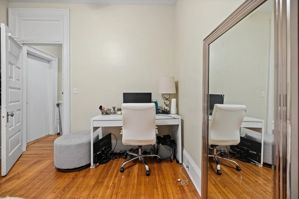 259 Beacon St, Back Bay