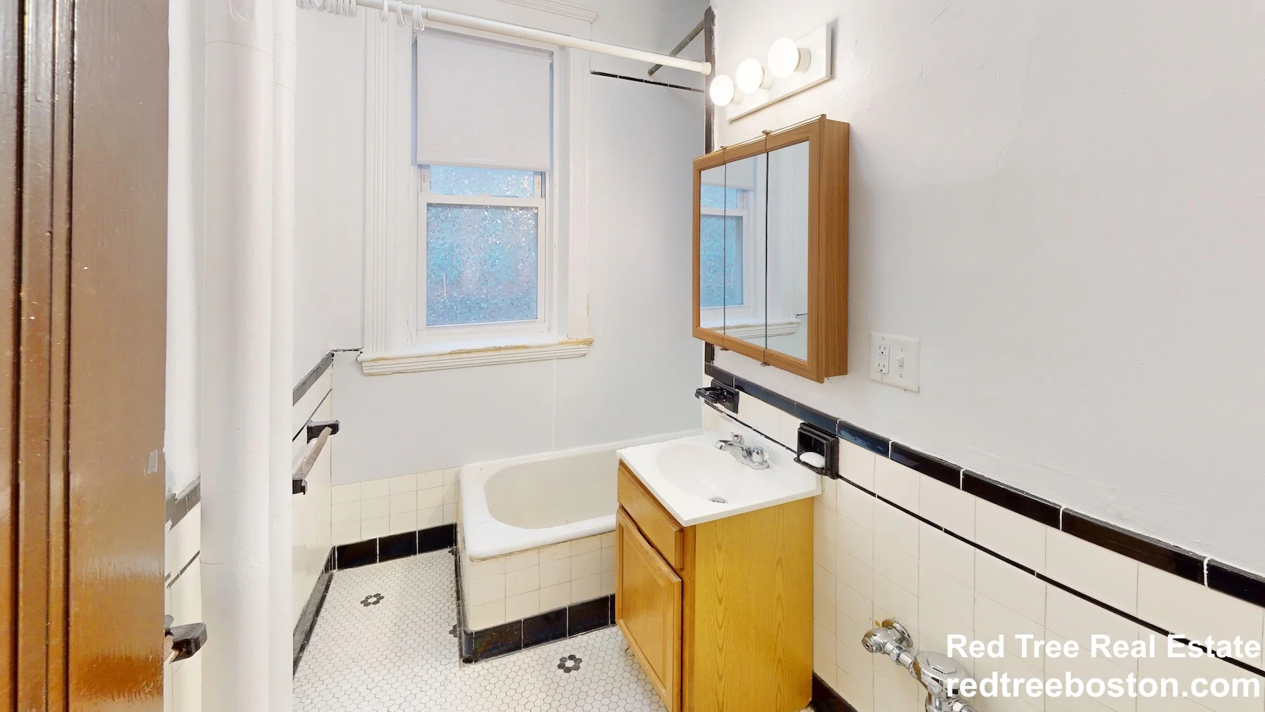 1800 Commonwealth Ave, Brighton