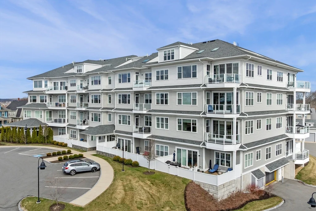 71 Greenwood Ave, Swampscott