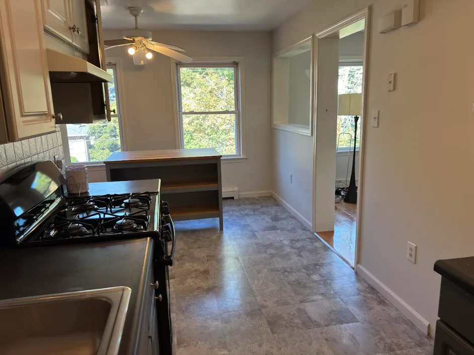 9 Irving St, West Medford