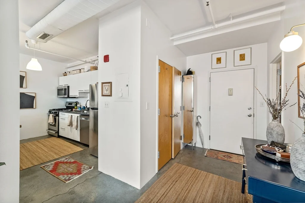 453 Washington St, Midtown