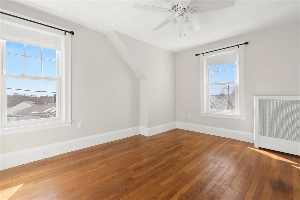 42 Phillips Rd, Nahant