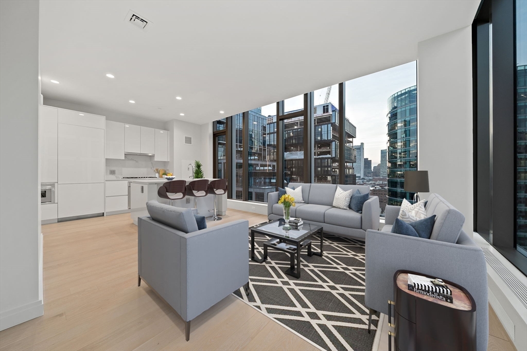 135 Seaport Blvd, Seaport District