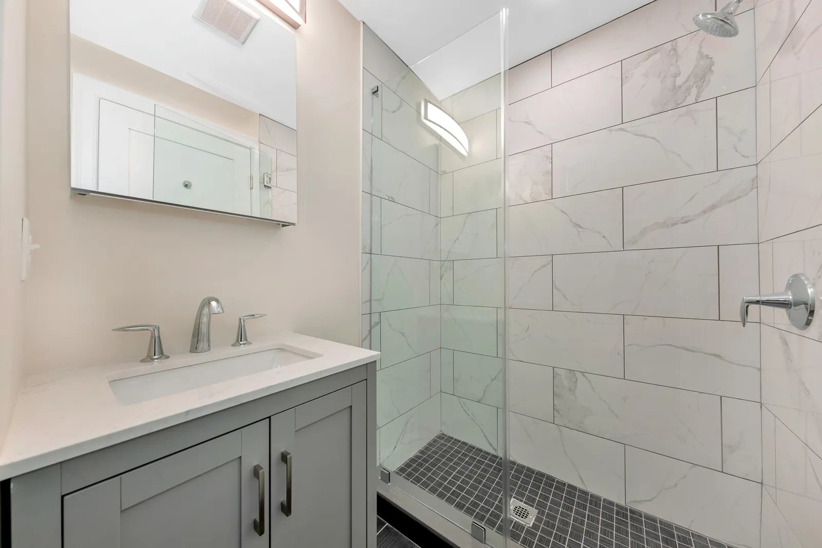 43 Wright Ave, South Medford