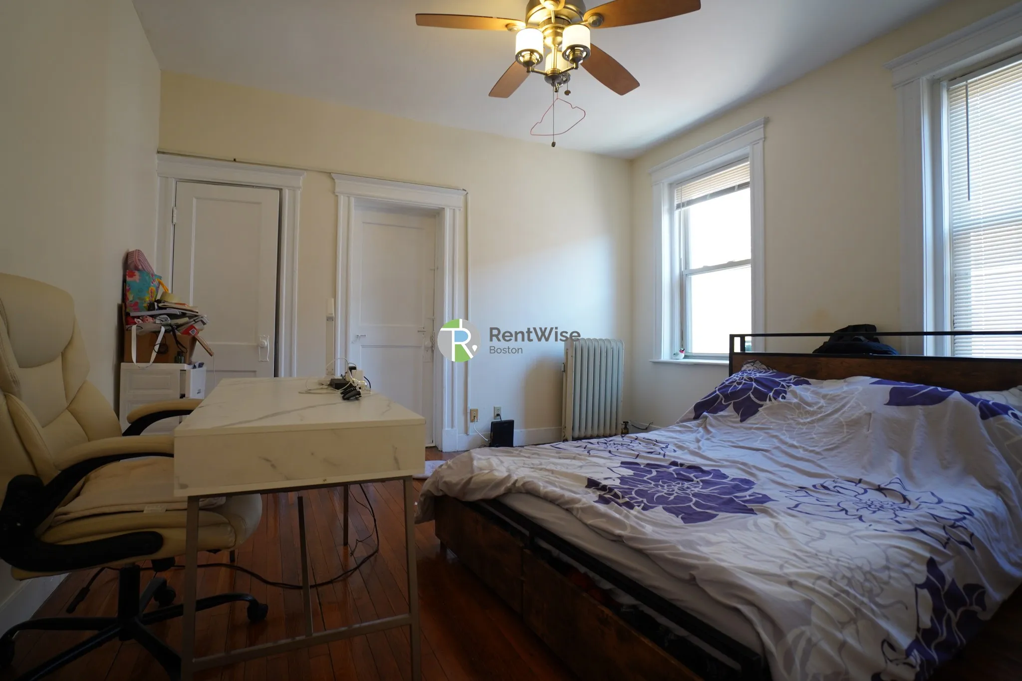 25 Queensberry St, Fenway