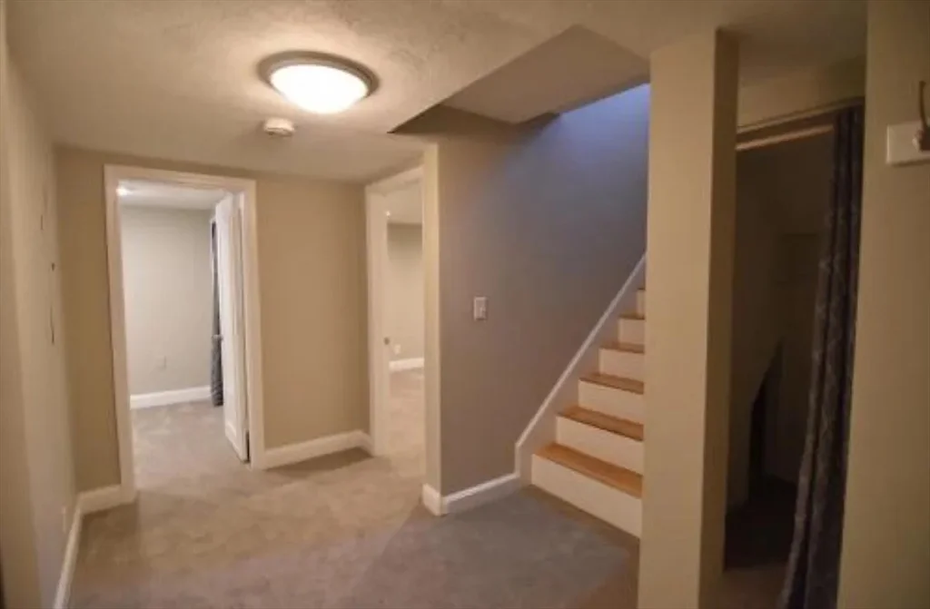 84 Gordon St, Allston