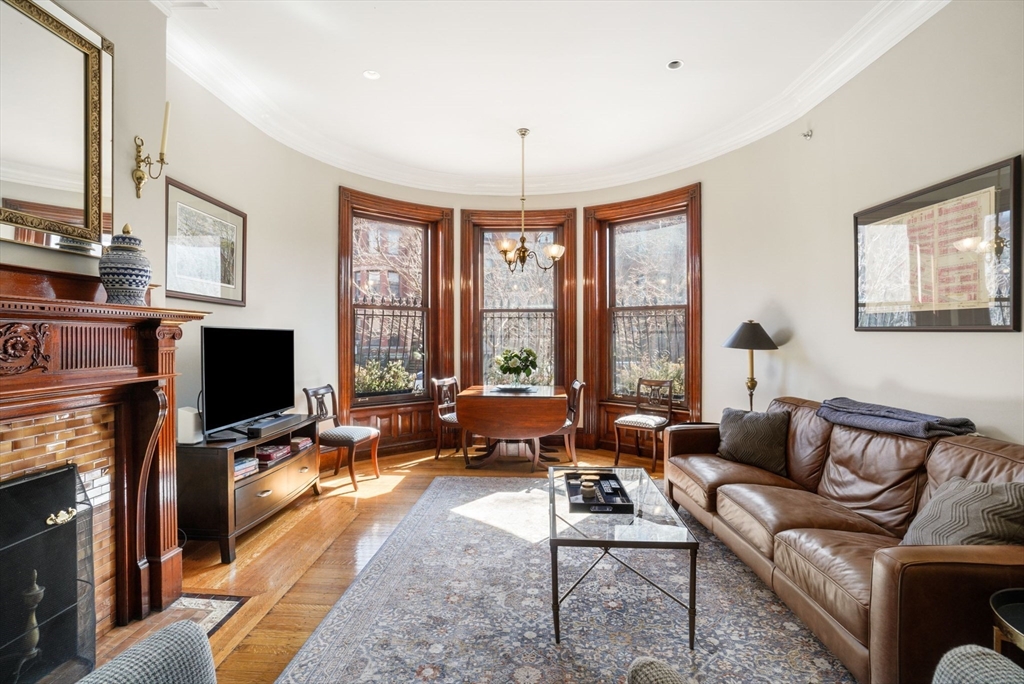 397 Marlborough St, Back Bay