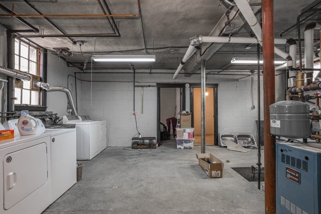 90 Walter St, Roslindale