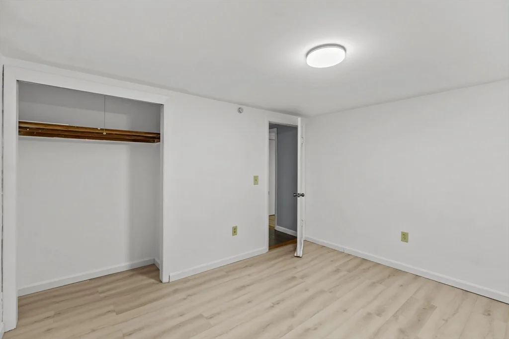 323 Flagg St, Bridgewater