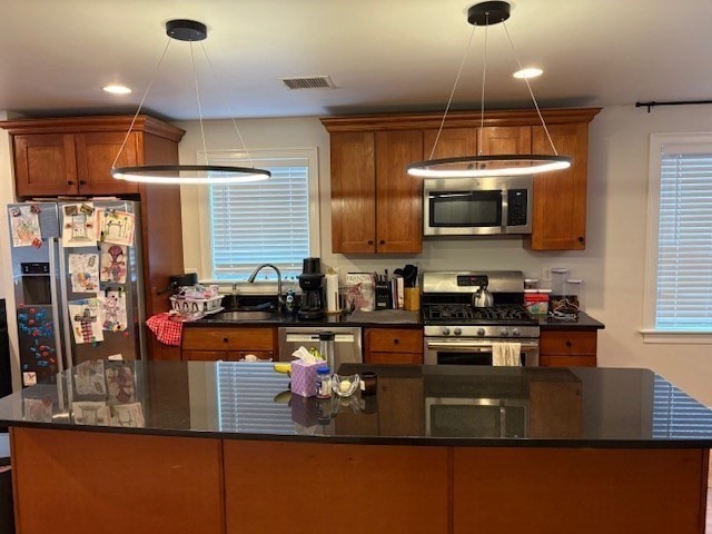 383 Hyde Park Ave, Jamaica Plain