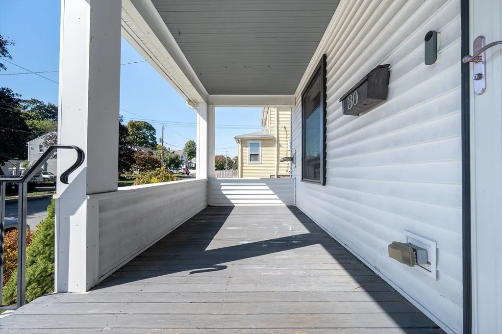 30 Whitney St, Milford