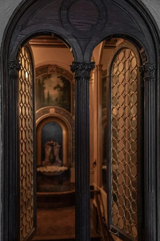 107 Beacon St, Back Bay