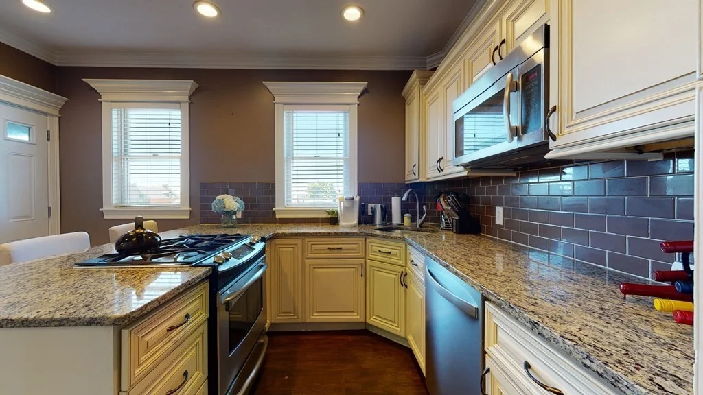 539 E 7th St, South Boston