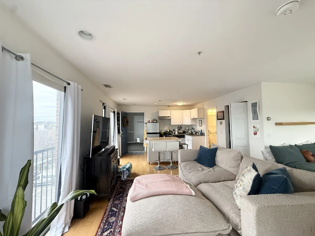 660 Cambridge St, Kendall Square