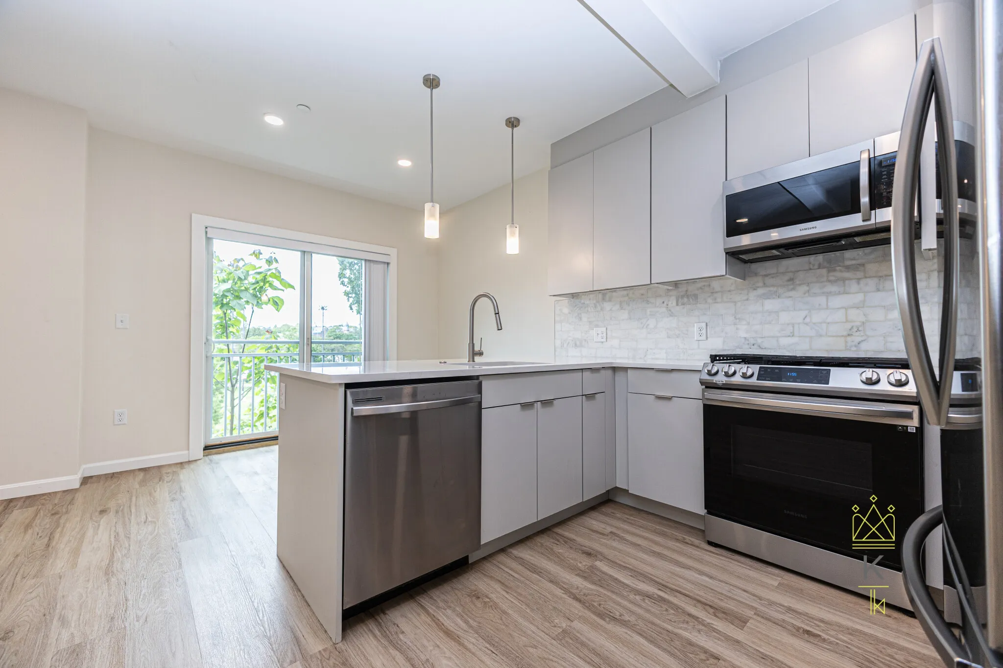 458 Washington St, Brighton