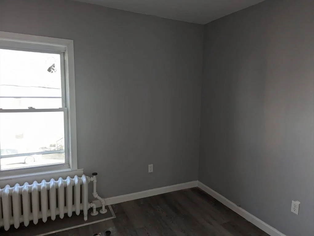 155 Centre Ave, Abington