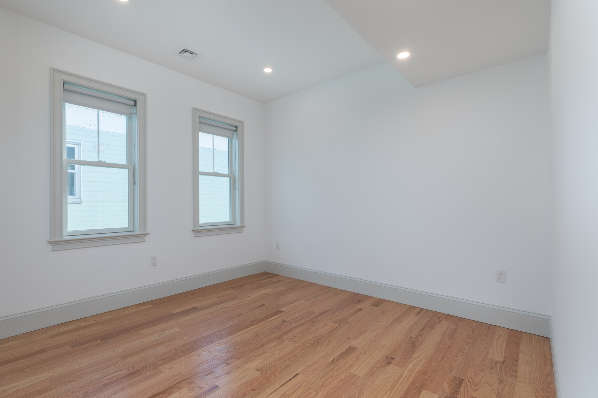 16 Church St, Dorchester