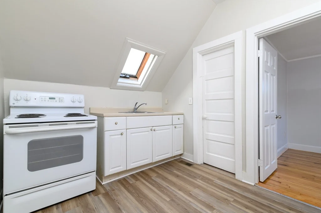 69 Beacon Park, Brockton