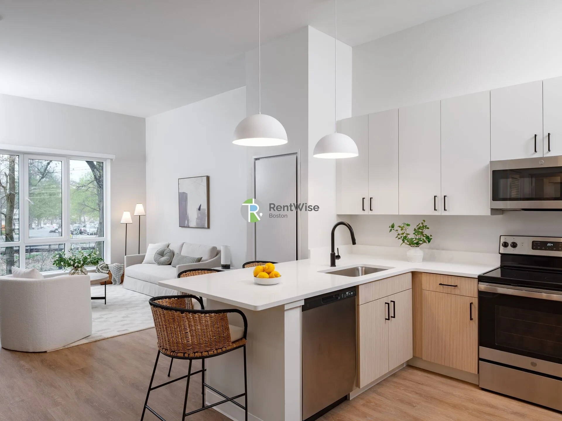 289 Walk Hill St, Roslindale