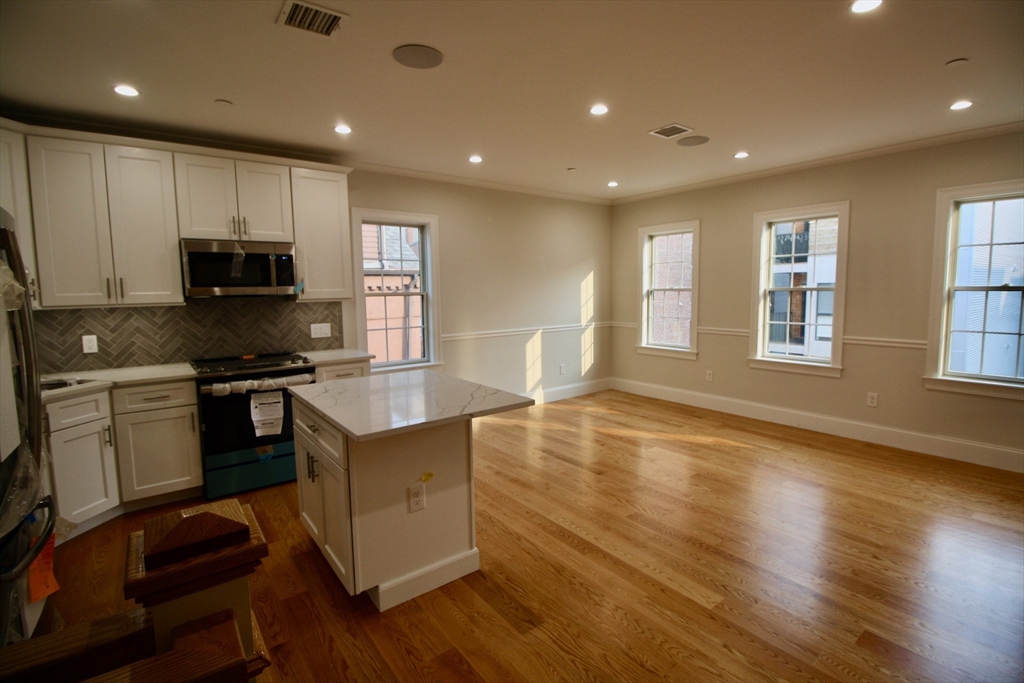 276 Athens St, South Boston