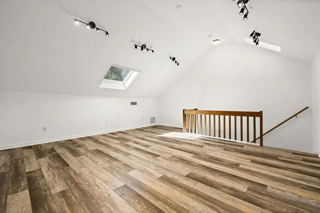 849 Boston Post Rd, E, Marlborough