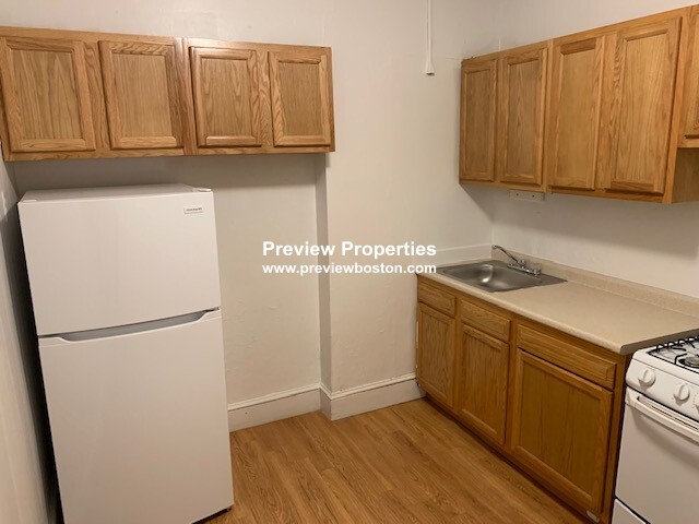 1810 Commonwealth Ave, Brighton