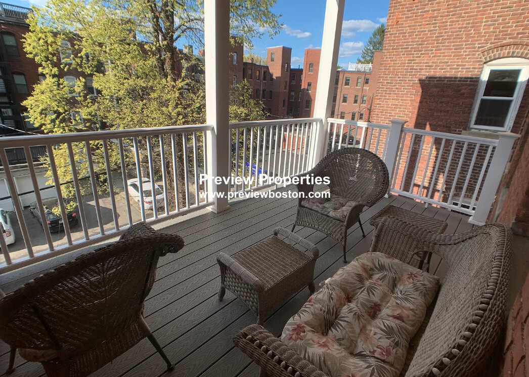 11 Strathmore Rd, Brookline