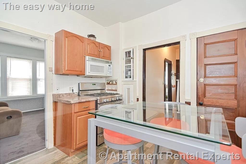 22 Dell St, East Somerville