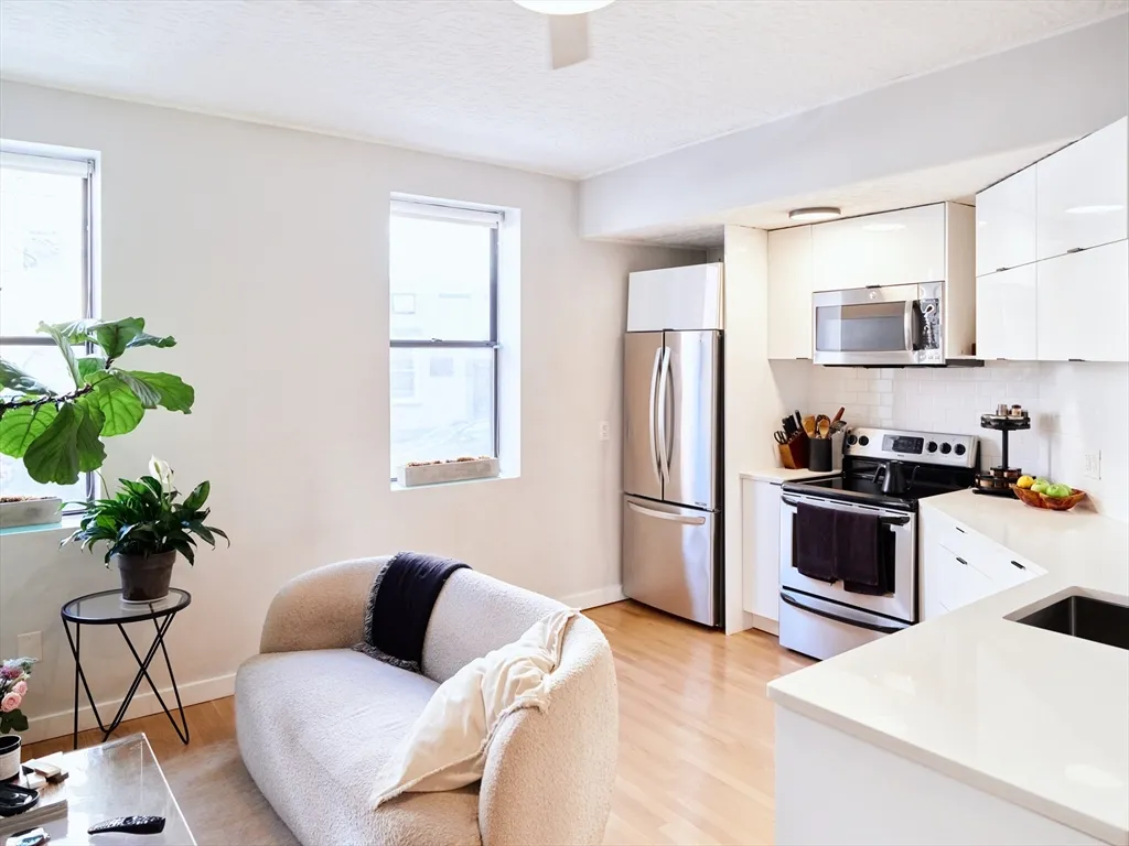 159 Cottage St, East Boston