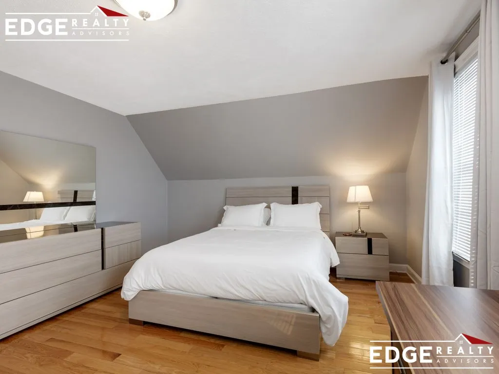 24 Fairmount Ave, West Somerville