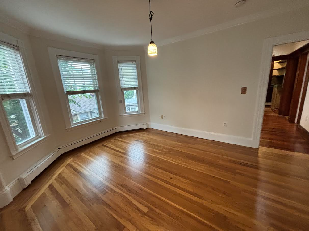 14 Greenwood Ter, Ward Two