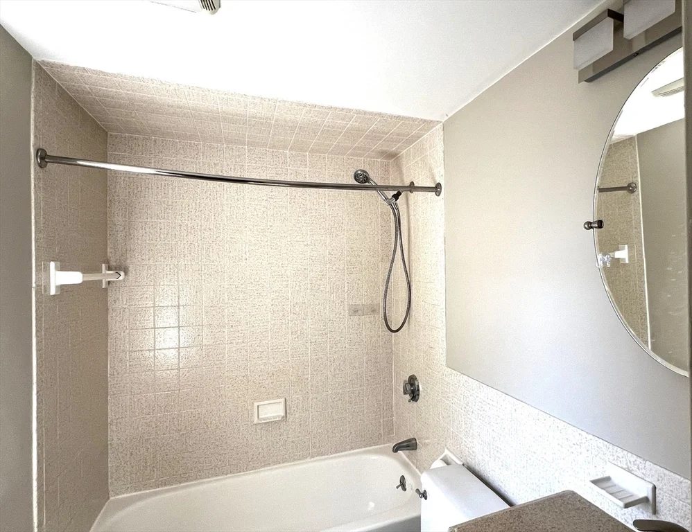 180 Green St, Melrose