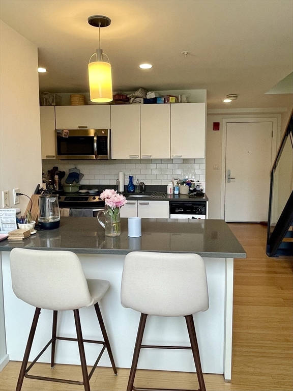 1 Earhart, East Cambridge