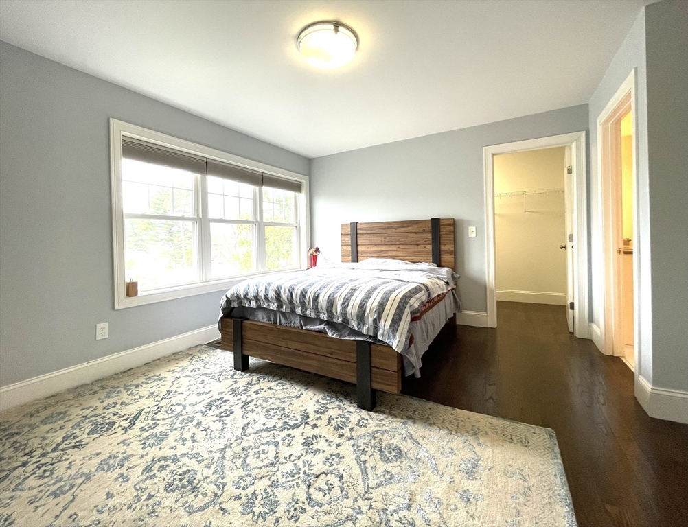 884 Chestnut St, Waban