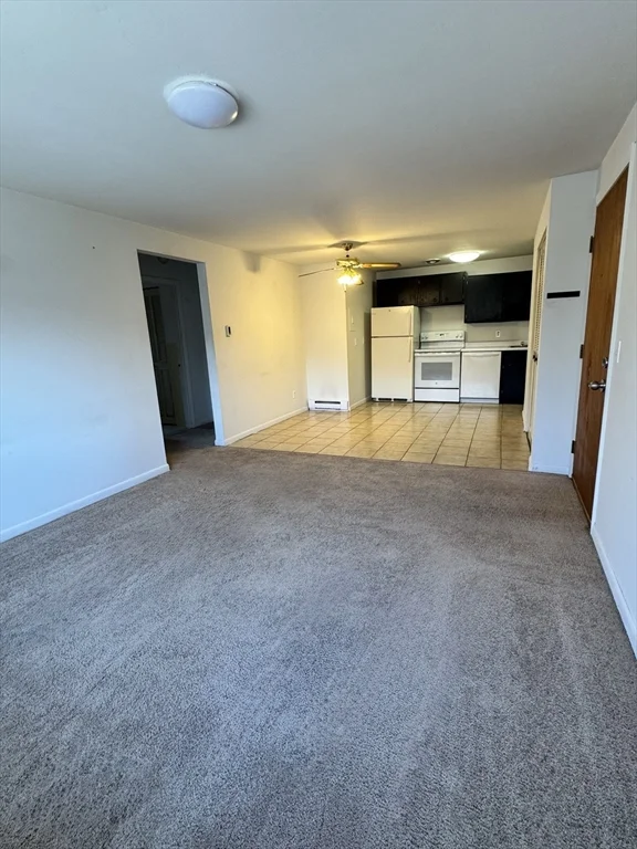 320 Elm St, Southbridge