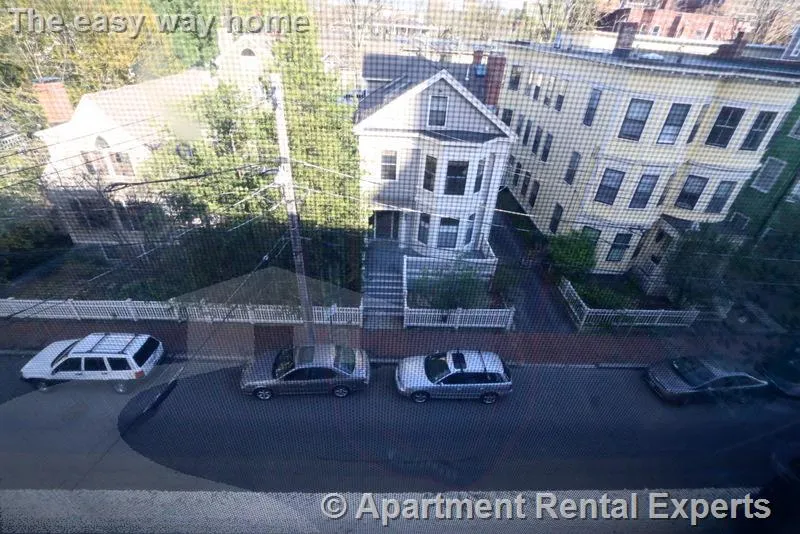 99 Hancock St, Central Square