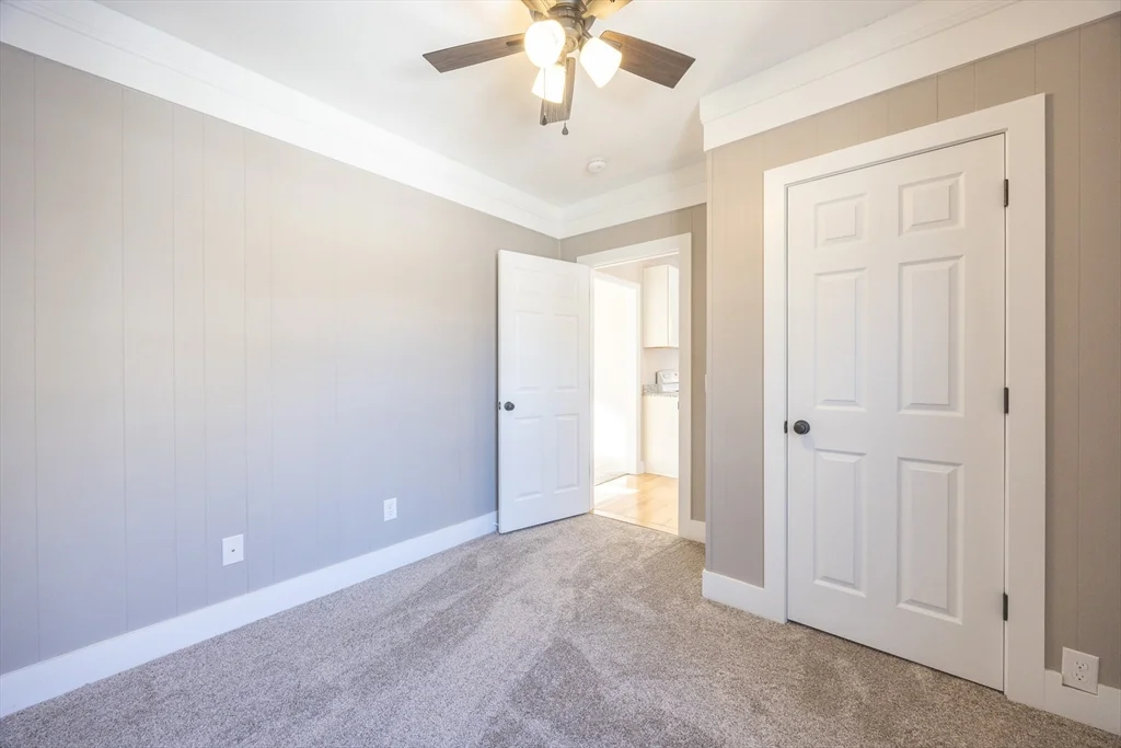 584 Mount Hope St, North Attleboro