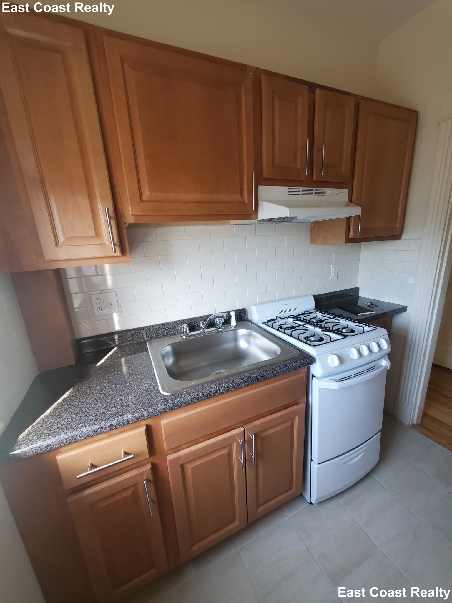 1144 Commonwealth Ave, North Brookline