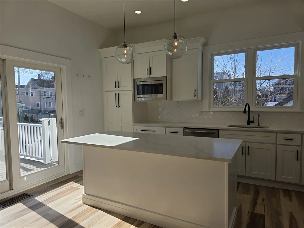 84 Dudley St, Medford